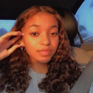 Meet your Posher, Destiny